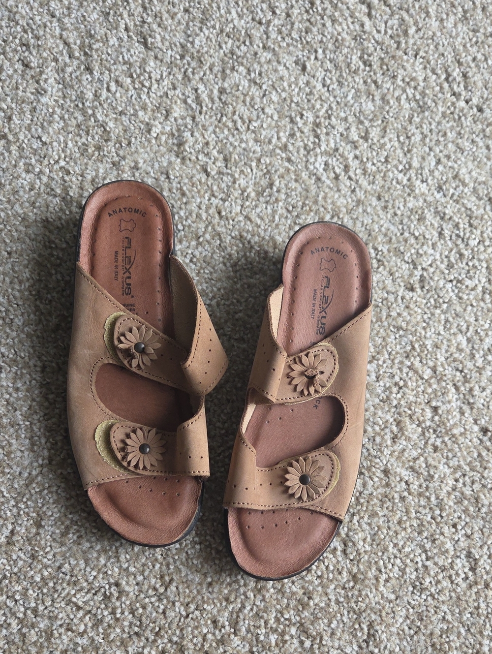 Nexus Comfort Women's Tan Floral Slide Sandals